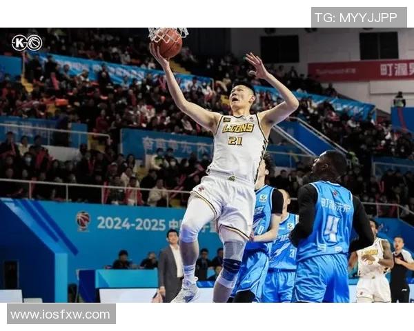 广厦与深圳精彩对决完整视频回顾全场比赛亮点与精彩瞬间分享